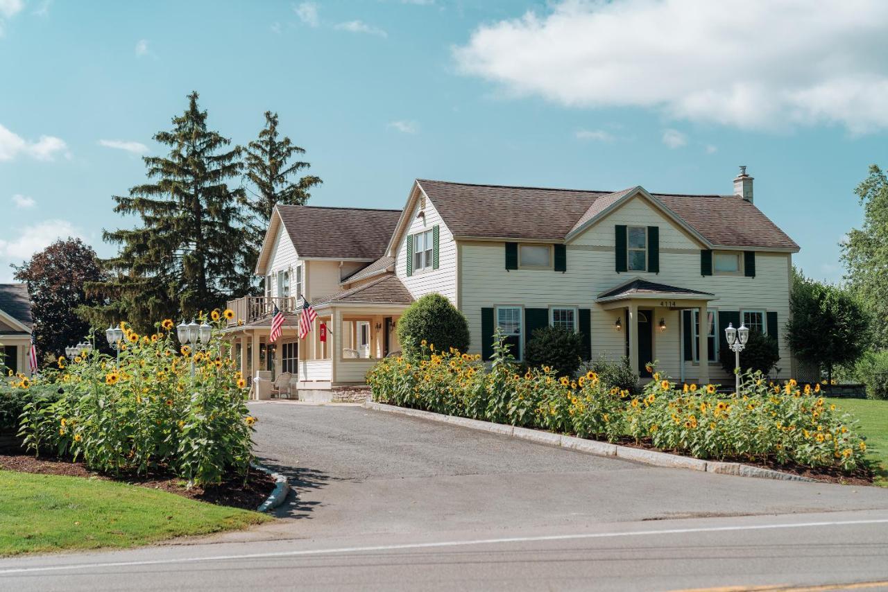 Skaneateles Suites Eksteriør billede
